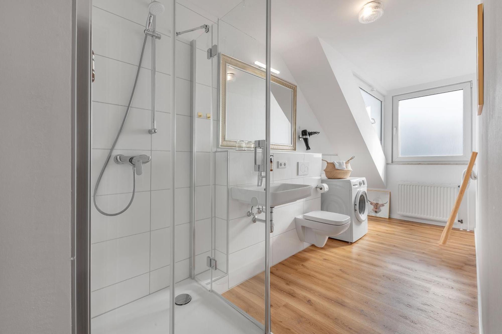 Mango Living I Stadtoase I Modern I 3 Schlafzimmer I 95 Qm I 9 Personen Monchengladbach Room photo